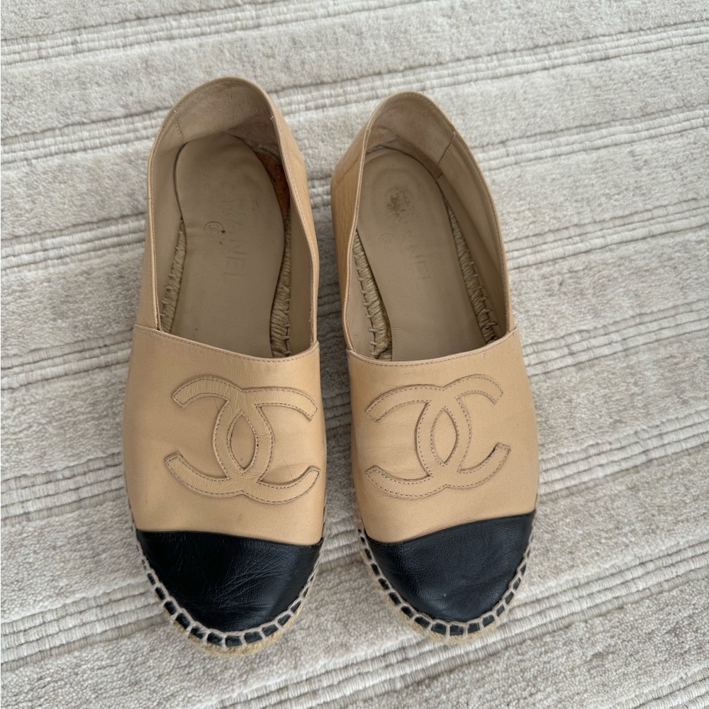 Chanel Espadrilles / Beige Leather / EU 38